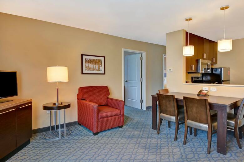 Hotel Towneplace Suites By Marriott Alexandria