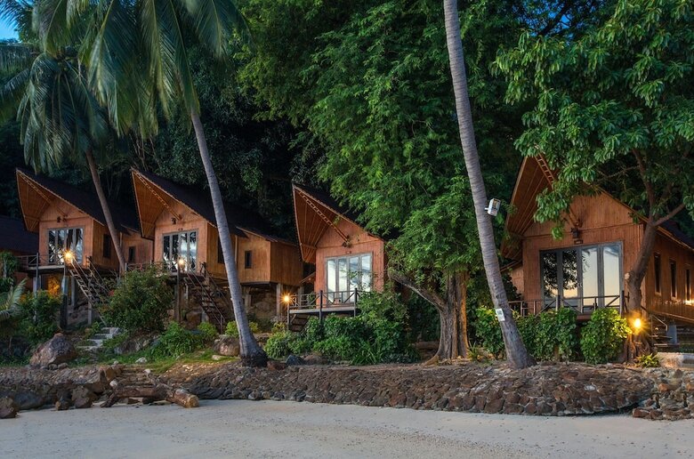 Hotel The Cove Phi Phi