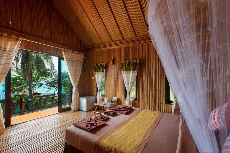 Hotel The Cove Phi Phi