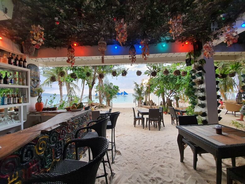 Hotel Kaiyana Boracay Beach Resort