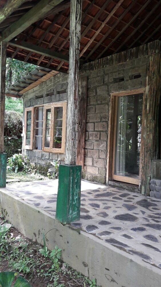 Hotel Tepi Sawah Lodge