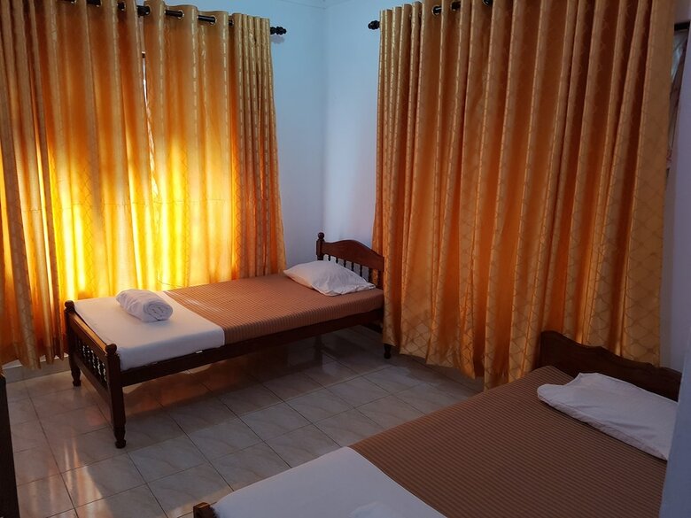 Hotel Hostel 107