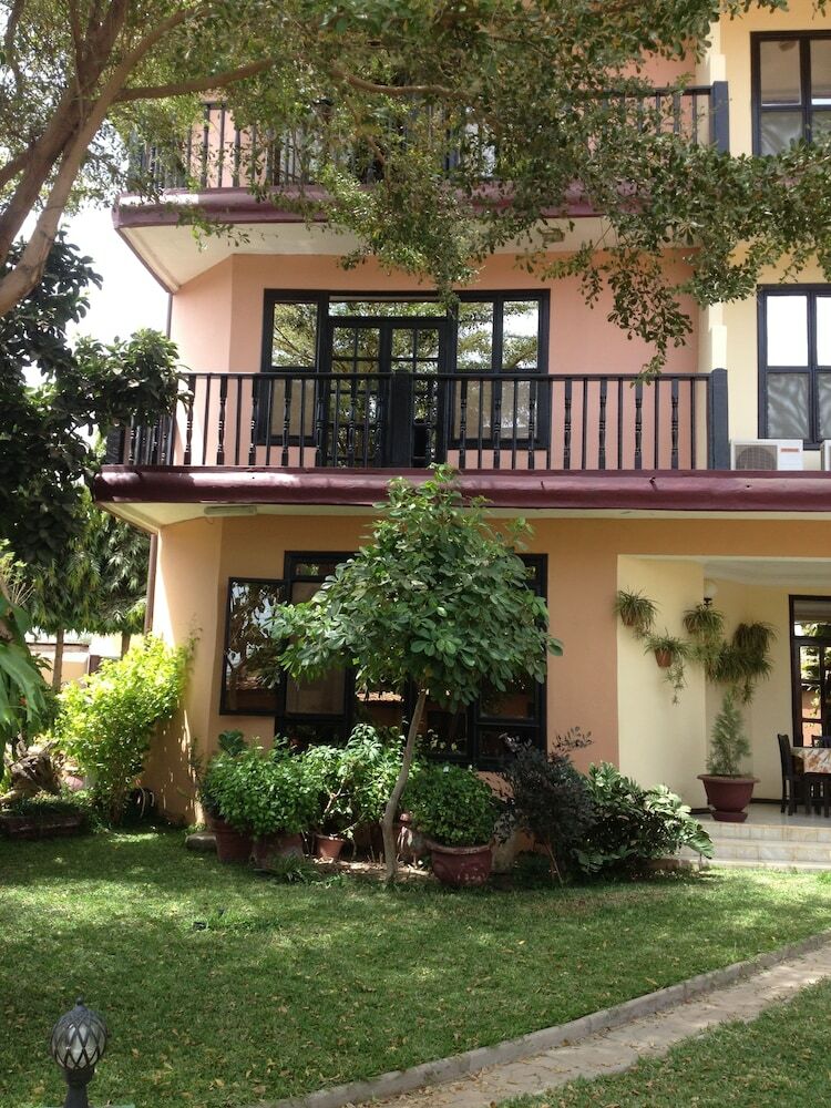 Hotel Roc Heights Lodge