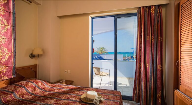 Eleni Beach Hotel