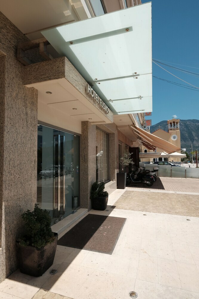 Hotel Flisvos