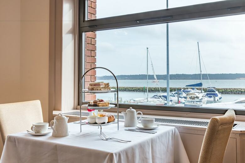 Hotel Thistle Poole