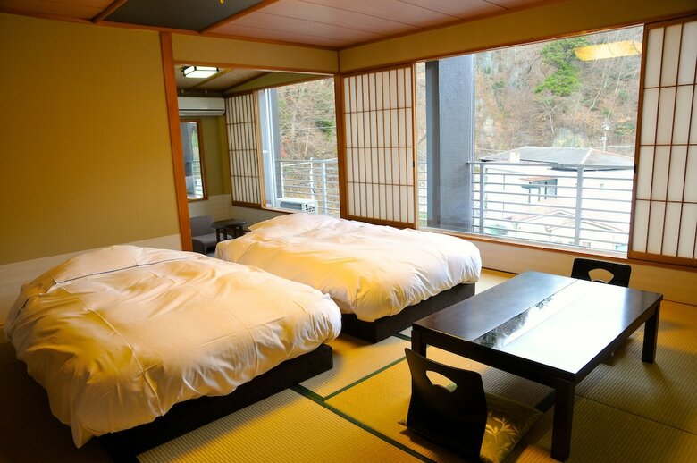 Shiobara Yuukaan