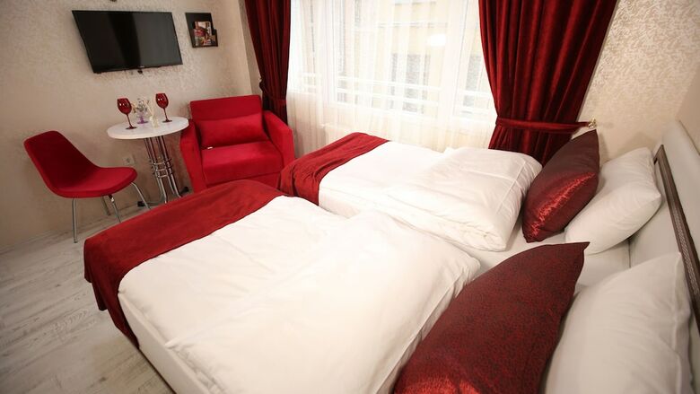 Taksim Brand Suite
