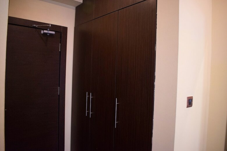 Atlantic Hotel And Suites