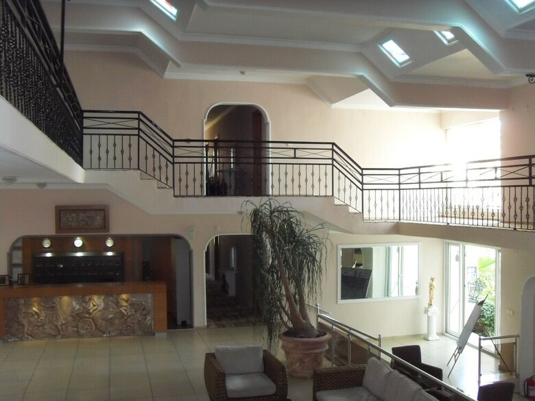 La Rosa Hotel