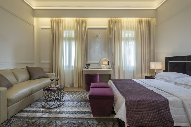 3sixty Hotel & Suites