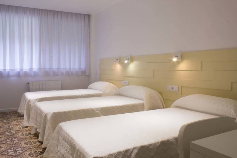 Hostal Nova