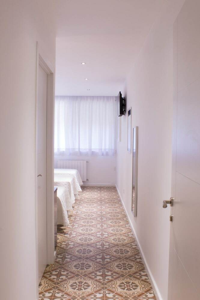 Hostal Nova