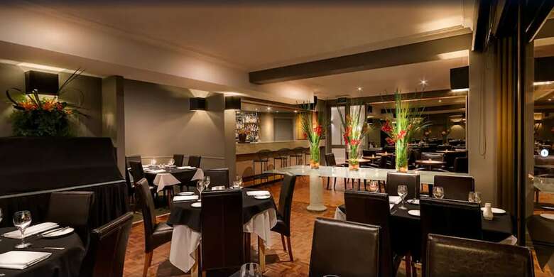 Hostal Como Court By Crest
