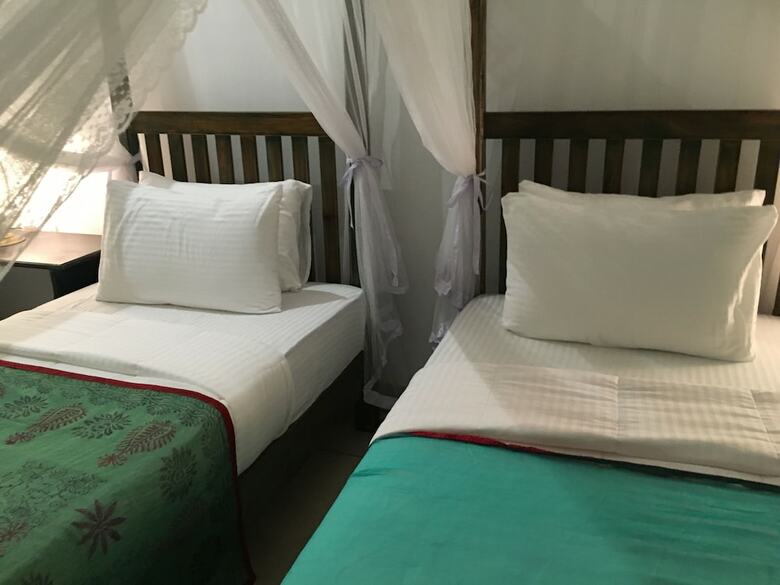 Hotel Khalids Guest House Galle