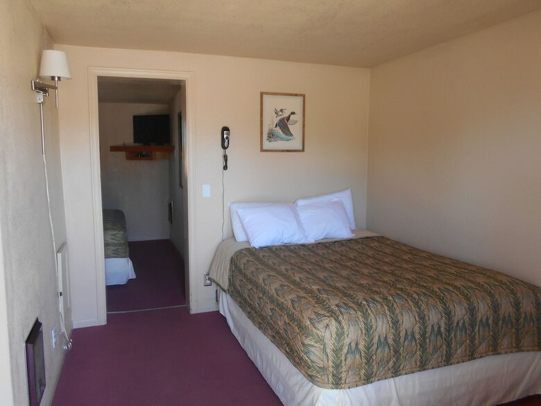 Motel Super Saver Inn