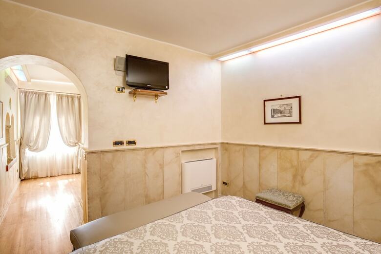 Pantheon Rooms