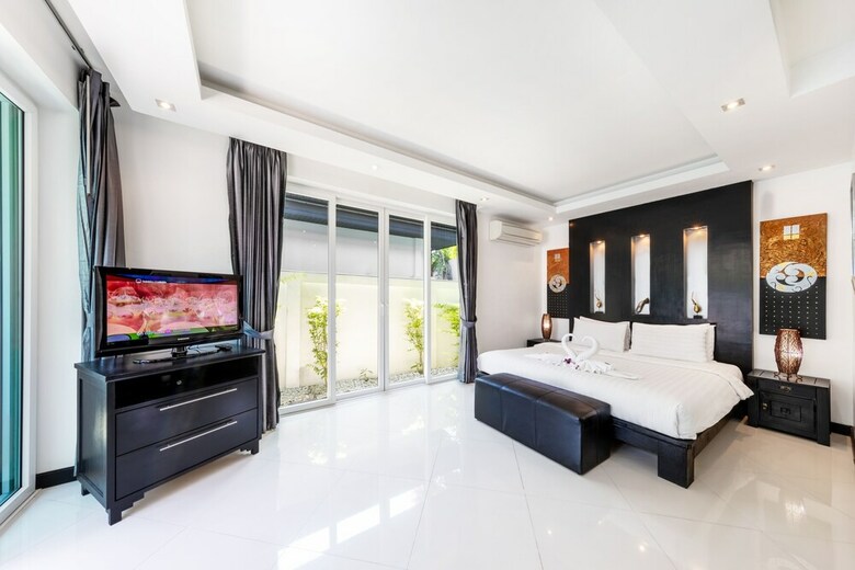 Hollywood Pool Villa Jomtien Pattaya