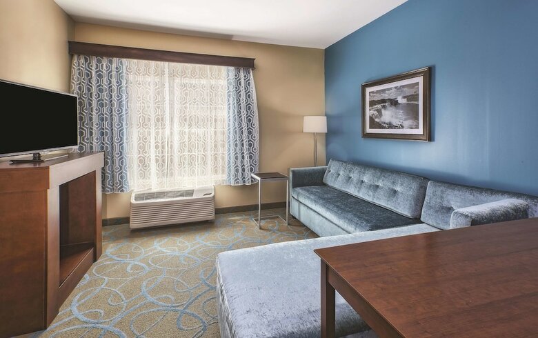 Hotel La Quinta Inn & Suites By Wyndham Niagara Falls