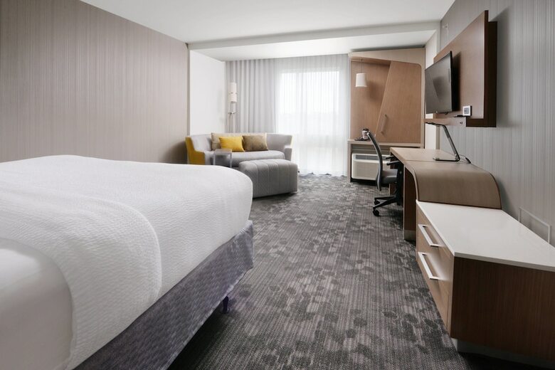 Hotel Courtyard By Marriott Dallas Plano/the Colony