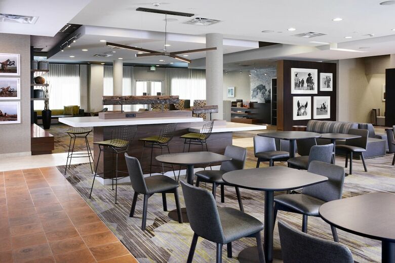 Hotel Courtyard By Marriott Dallas Plano/the Colony