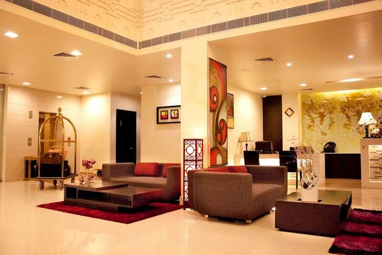 Hotel Sara Regency