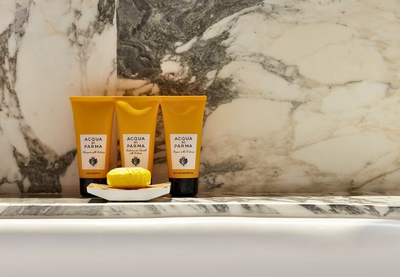 Aparthotel The Reverie Saigon Residential Suites