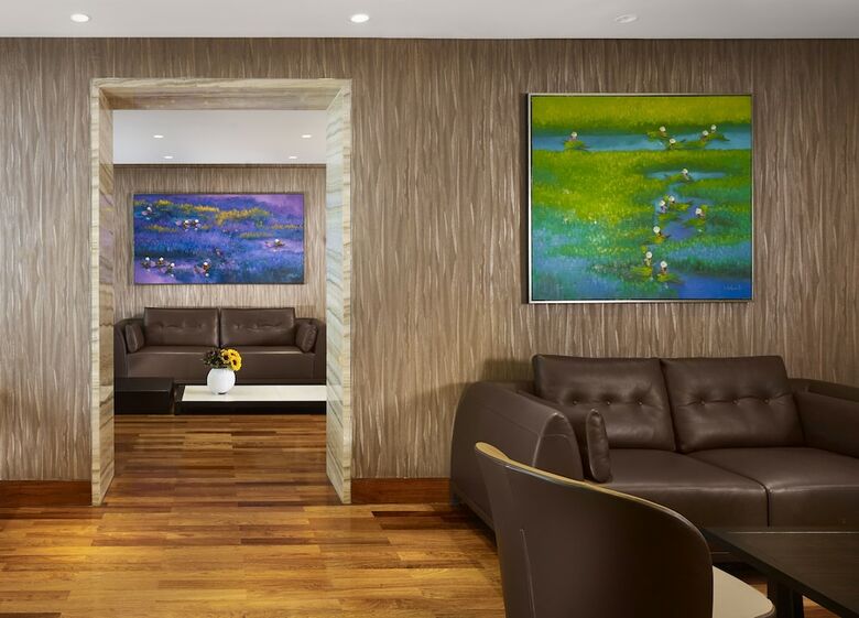Aparthotel The Reverie Saigon Residential Suites