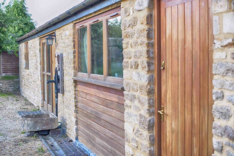 Whitley Coach House