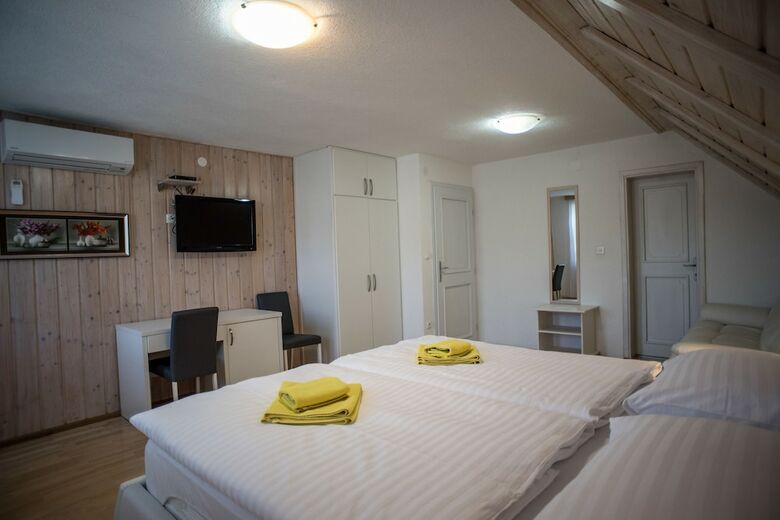Hotel Villa Lika