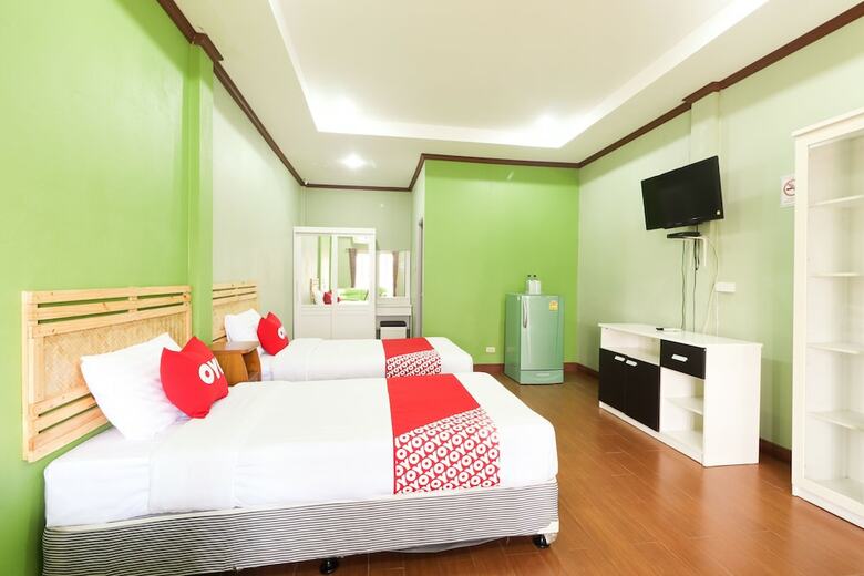 Hotel Oyo 359 Golden Nakara Place