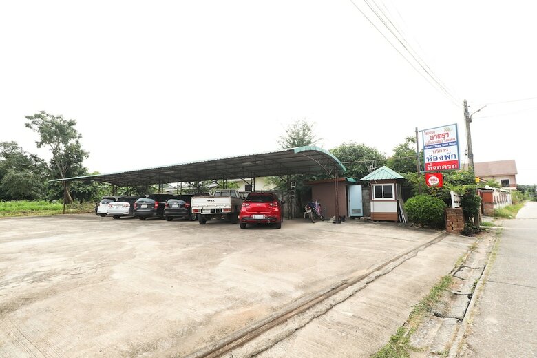 Hotel Oyo 359 Golden Nakara Place