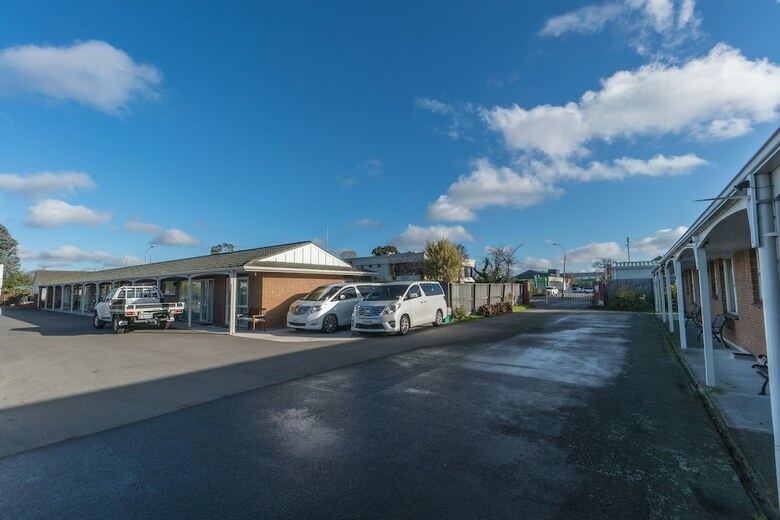 Coachman Motel