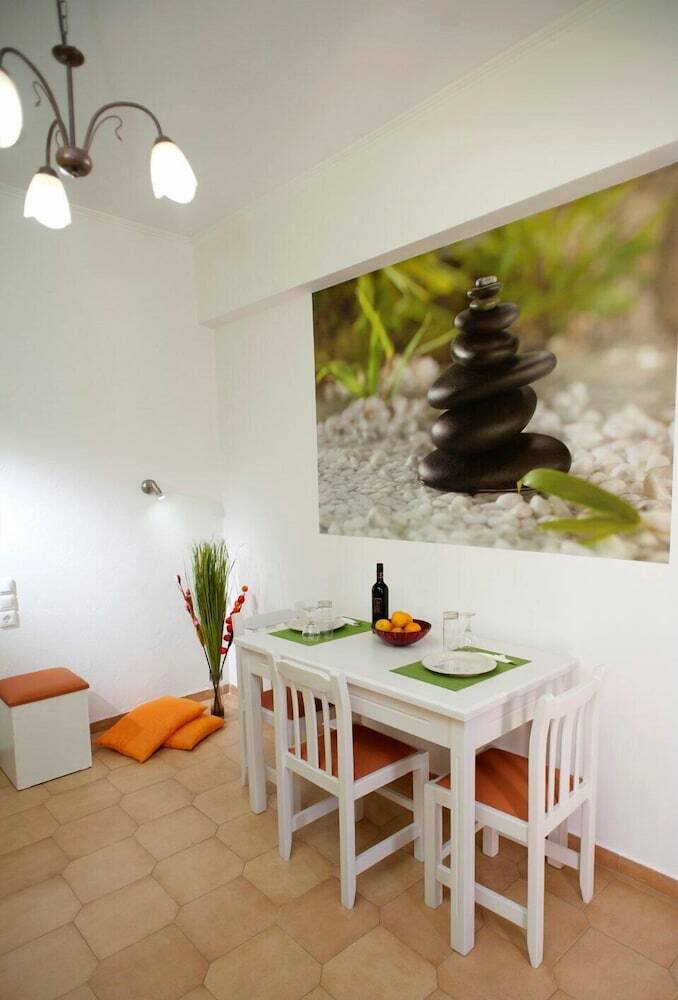 Aparthotel Nikolas Suites