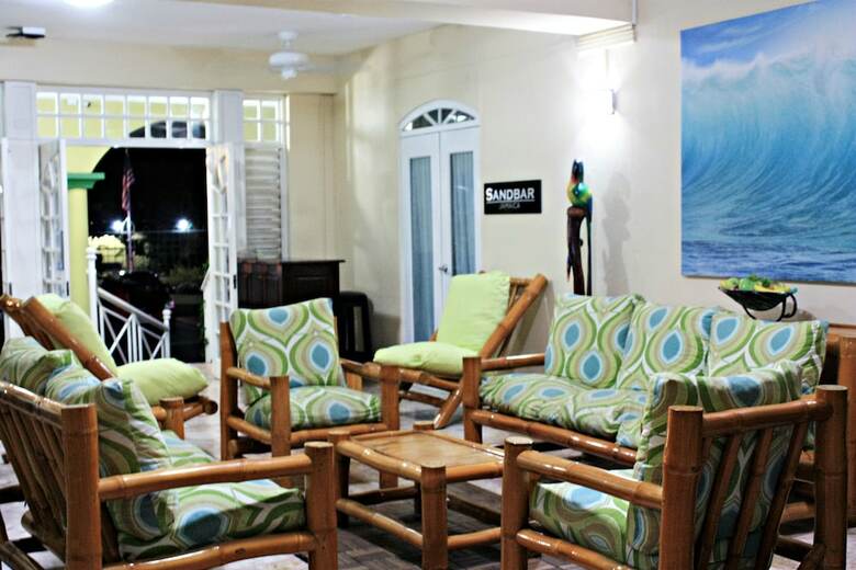 Private 2 Bedroom Condo A31 Sandcastle