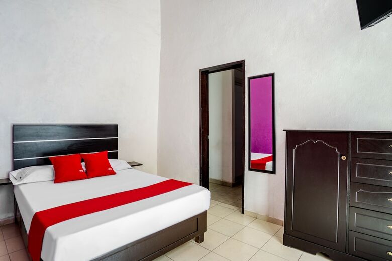 Hostal Oyo Hotel Casona Poblana