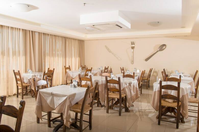 Oasis Beach Hotel Adults Only