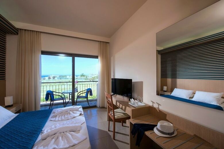 Oasis Beach Hotel Adults Only