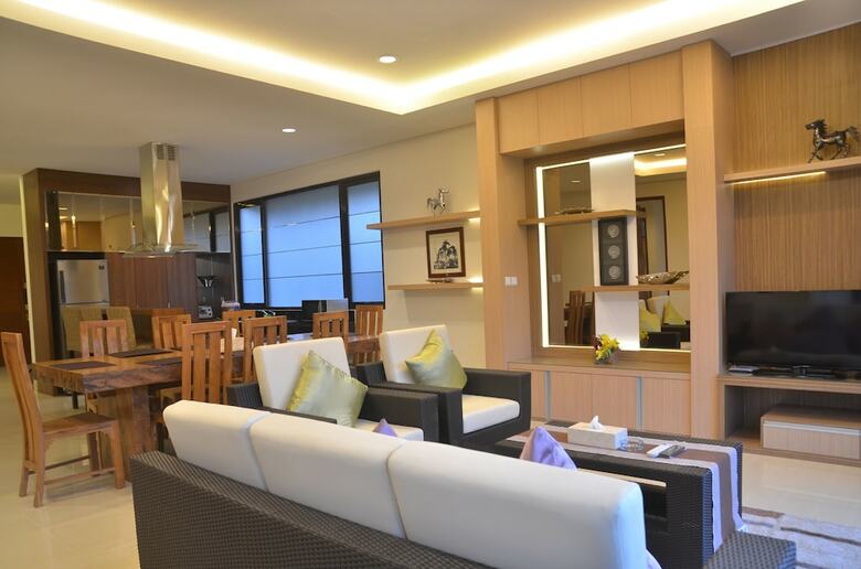 Cempaka Villa Dago Private Pool