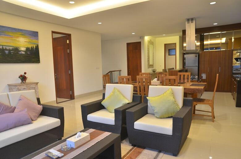 Cempaka Villa Dago Private Pool