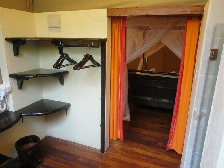 Ashnil Mara Camp