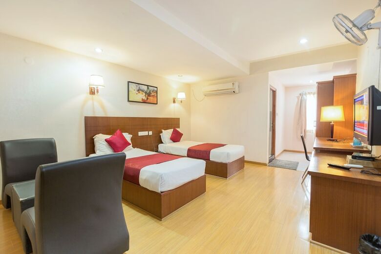 Hotel Zo Rooms Kothaguda Junction