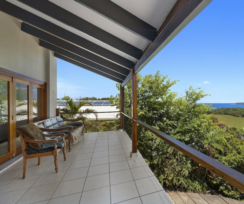 Mcauleys Beach House