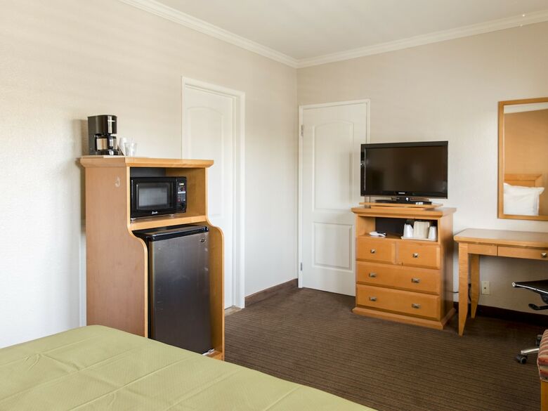 Motel Anaheim Islander Inn And Suites