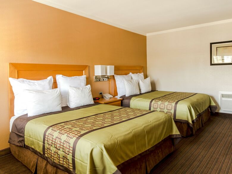 Motel Anaheim Islander Inn And Suites