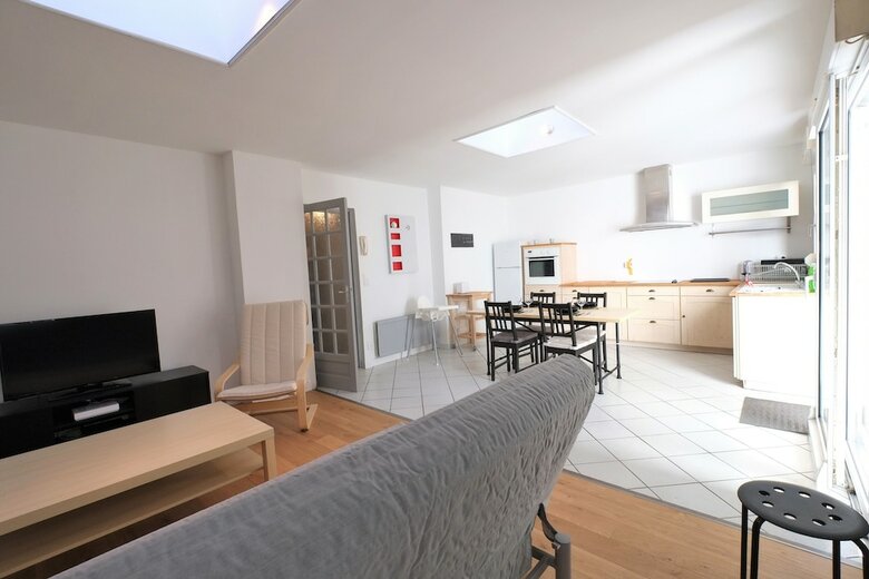 Apartamento Escale De 80 M� Avec Cour Et Parking