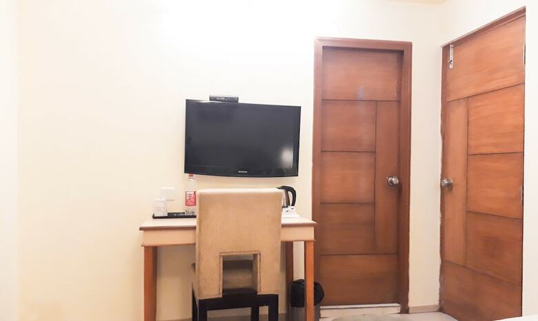 Hotel Treebo Trend Woodsvilla Suites Bapu Nagar