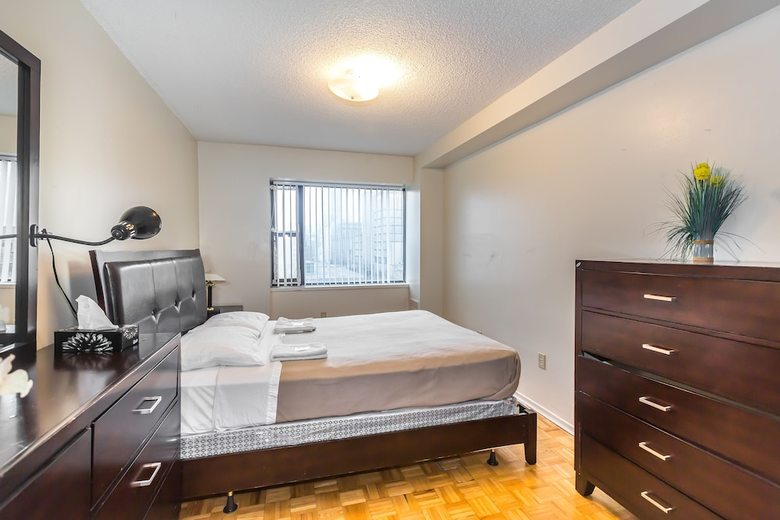 Apartamentos Toronto Furnished Living - Gerard St. E