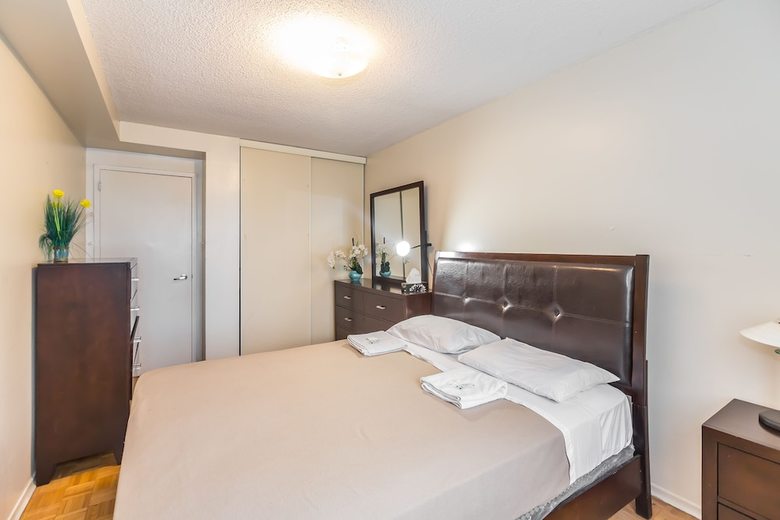 Apartamentos Toronto Furnished Living - Gerard St. E
