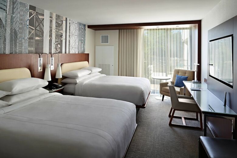 Hotel Marriott At The University Of Dayton